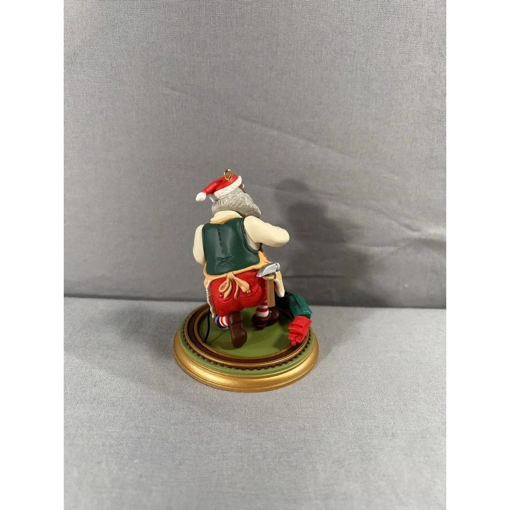 Hallmark keepsake ornament